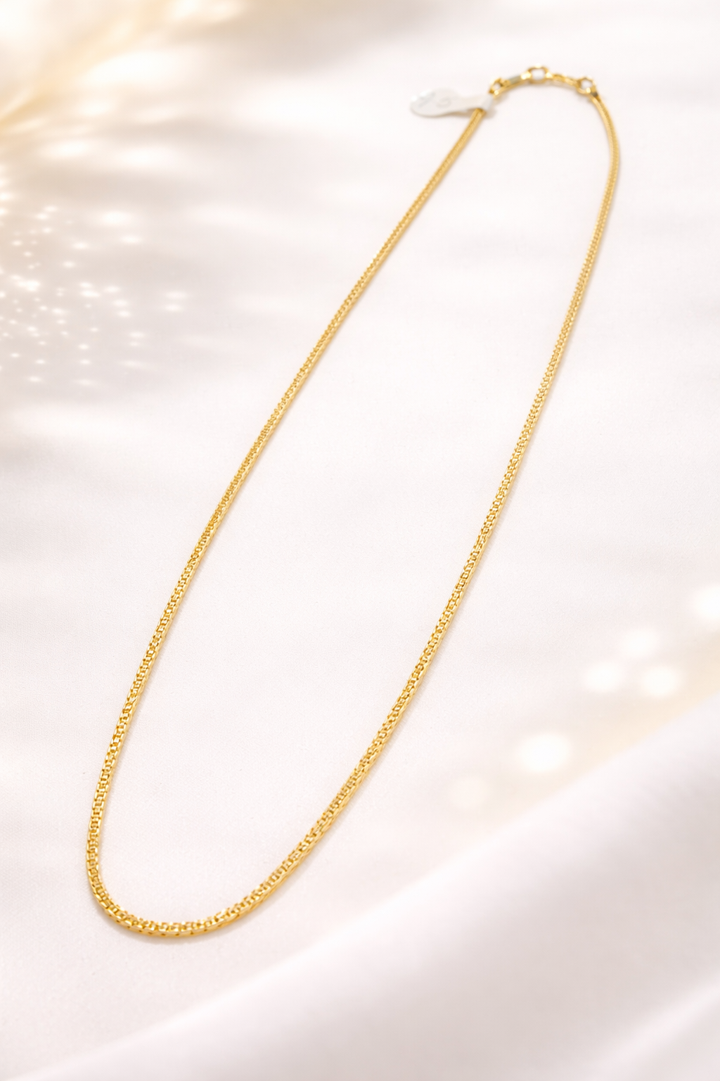 22 Carat Gold Sleek Box Chain Necklace – 9.5 Grams | Minimal & Elegant Design